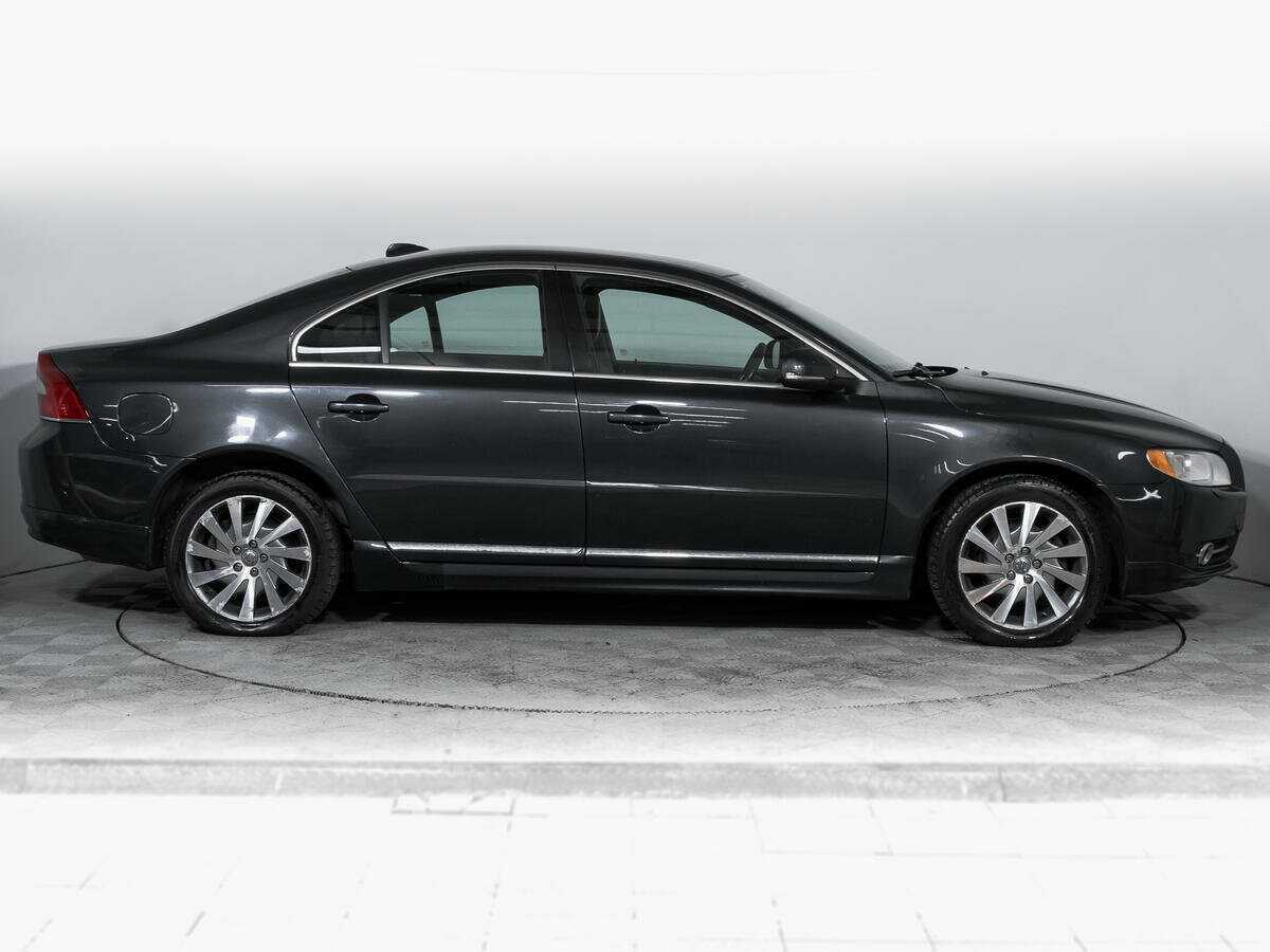 Купить Volvo S80 с пробегом. Фото: #3
