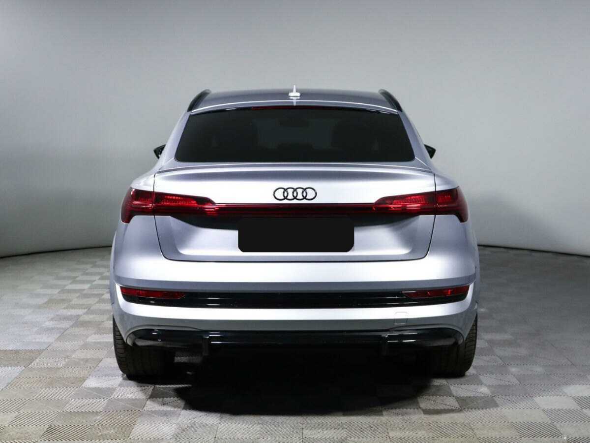 Купить Audi e-tron Sportback с пробегом. Фото: #4