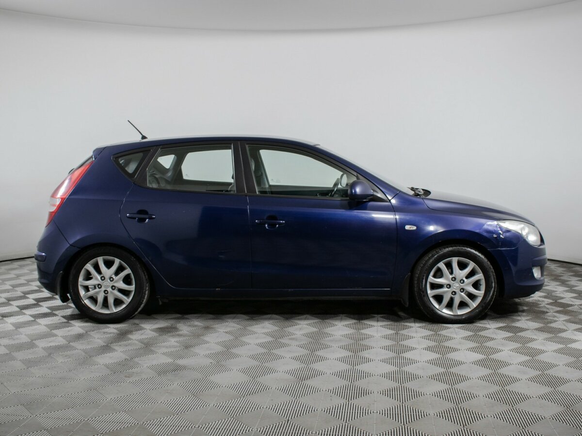 Купить Hyundai i30 с пробегом. Фото: #3