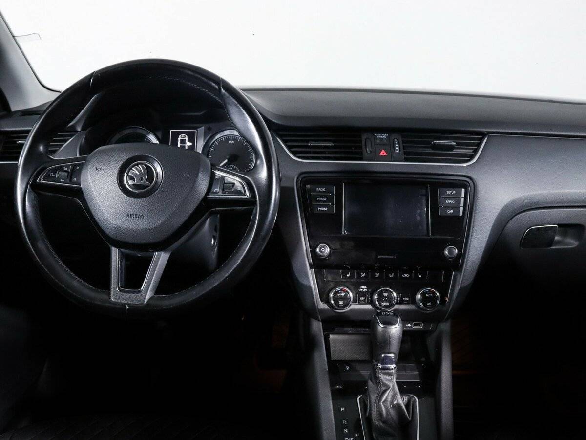 Купить Skoda Octavia с пробегом. Фото: #8