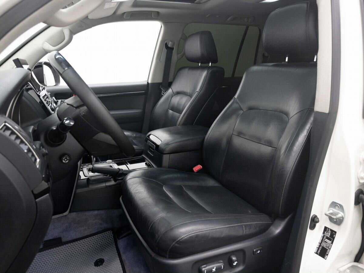 Купить Toyota Land Cruiser с пробегом. Фото: #10