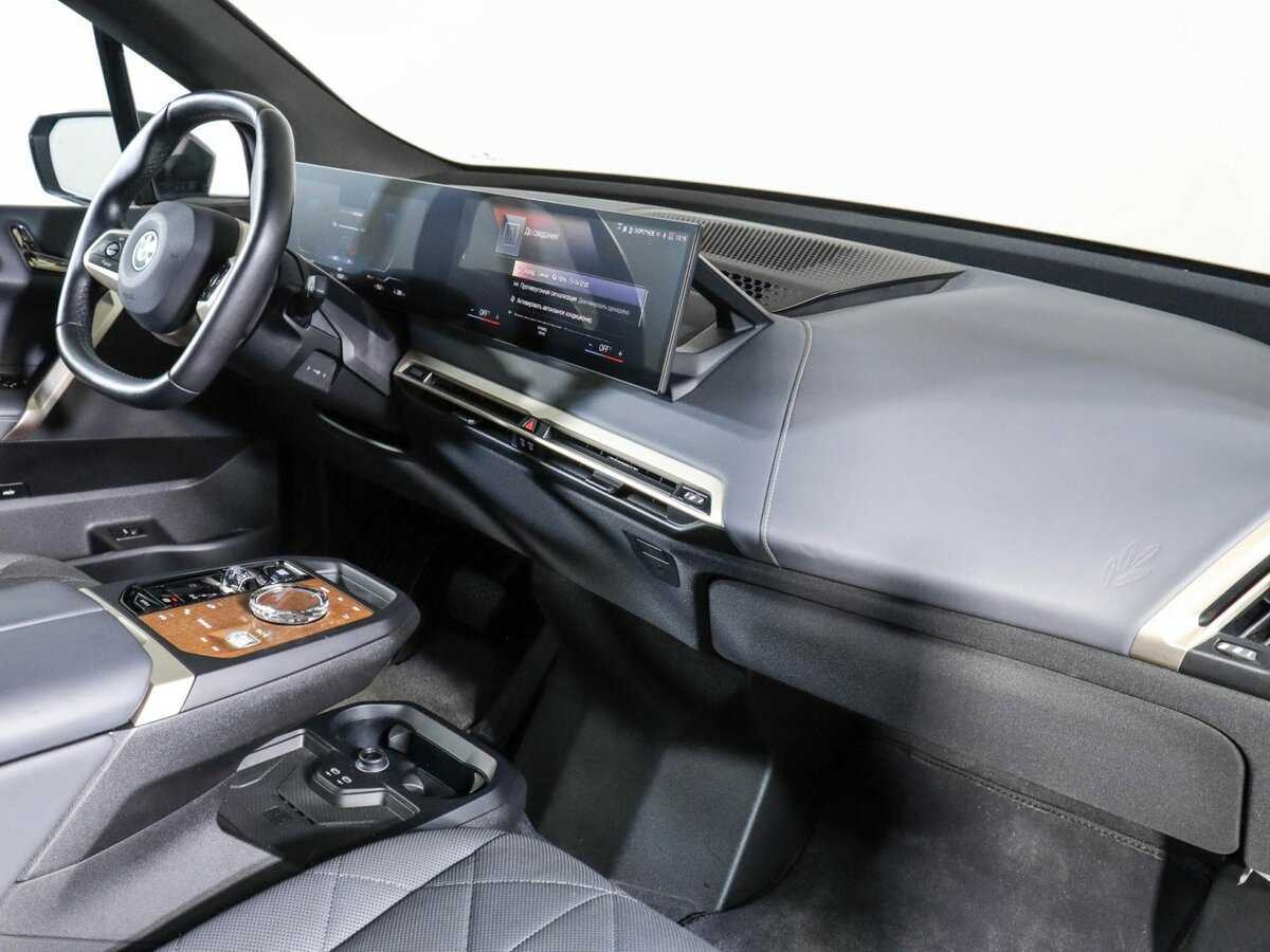 Купить BMW iX с пробегом. Фото: #3