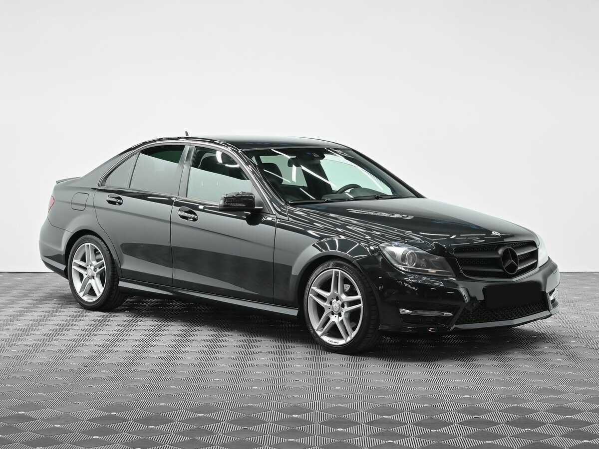 Купить Mercedes-Benz C-Класс с пробегом. Фото: #2