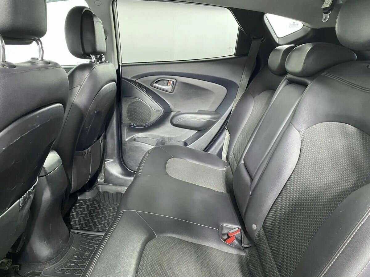 Купить Hyundai ix35 с пробегом. Фото: #7