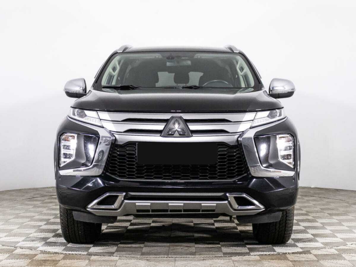 Купить Mitsubishi Pajero Sport с пробегом. Фото: #1