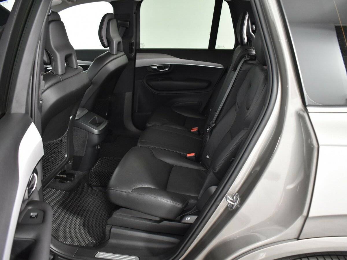 Купить Volvo XC90 с пробегом. Фото: #10
