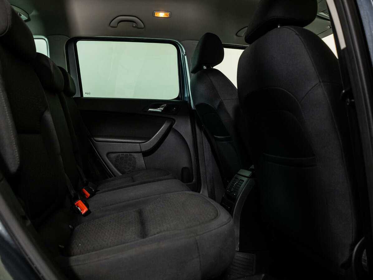 Купить Skoda Yeti с пробегом. Фото: #8