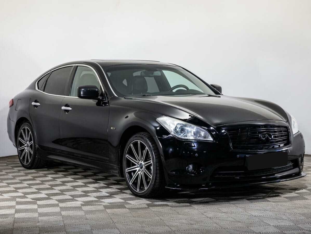 Купить Infiniti M с пробегом. Фото: #2