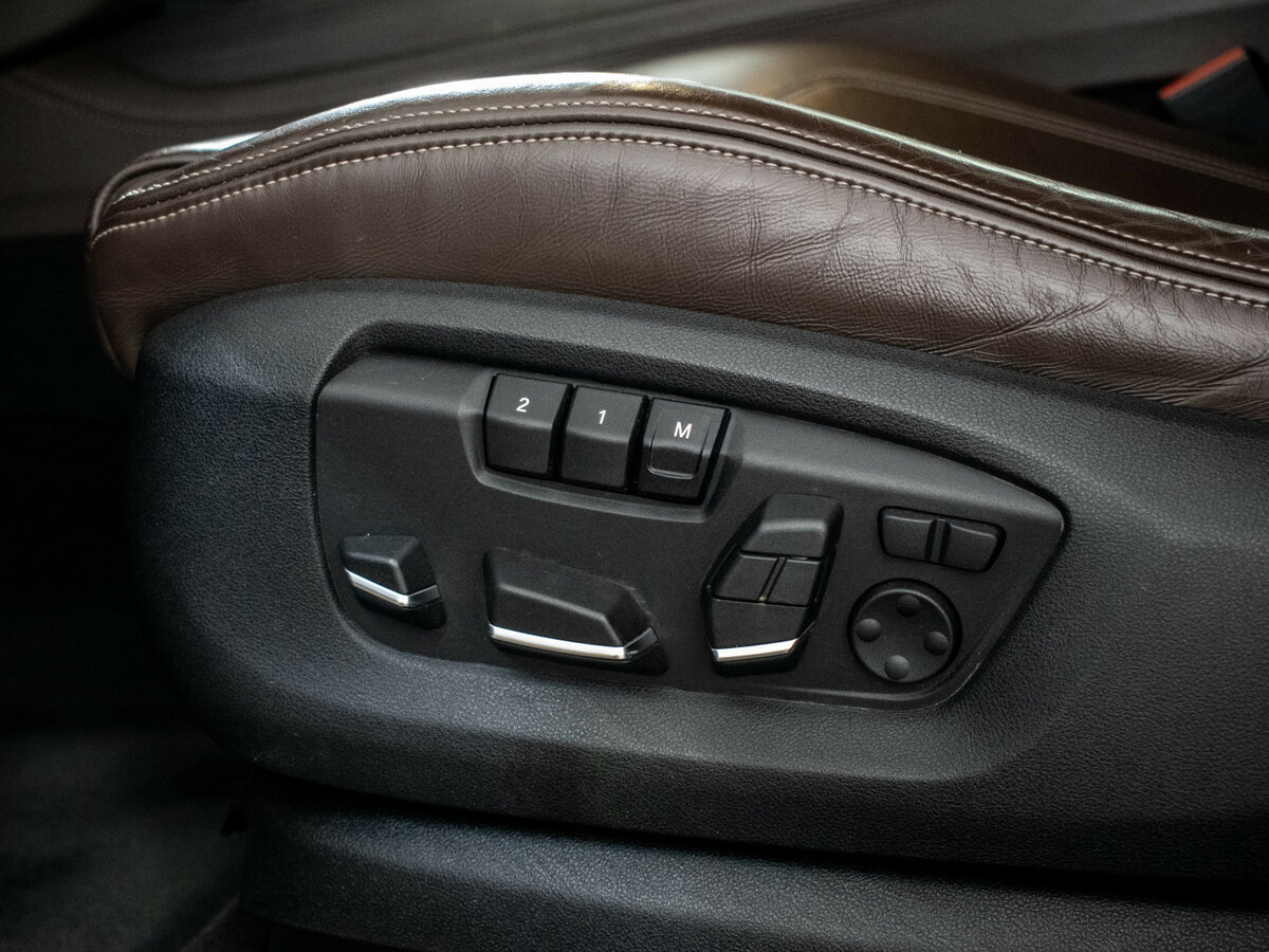 Купить BMW X5 с пробегом. Фото: #16