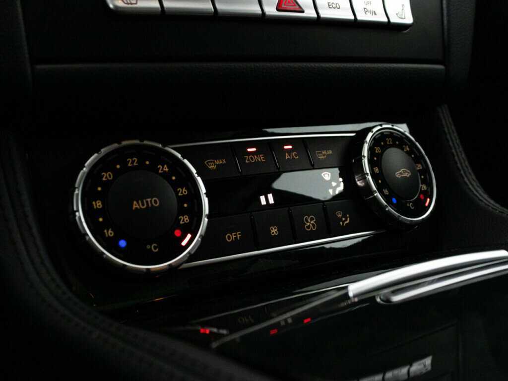 Купить Mercedes-Benz CLS с пробегом. Фото: #16