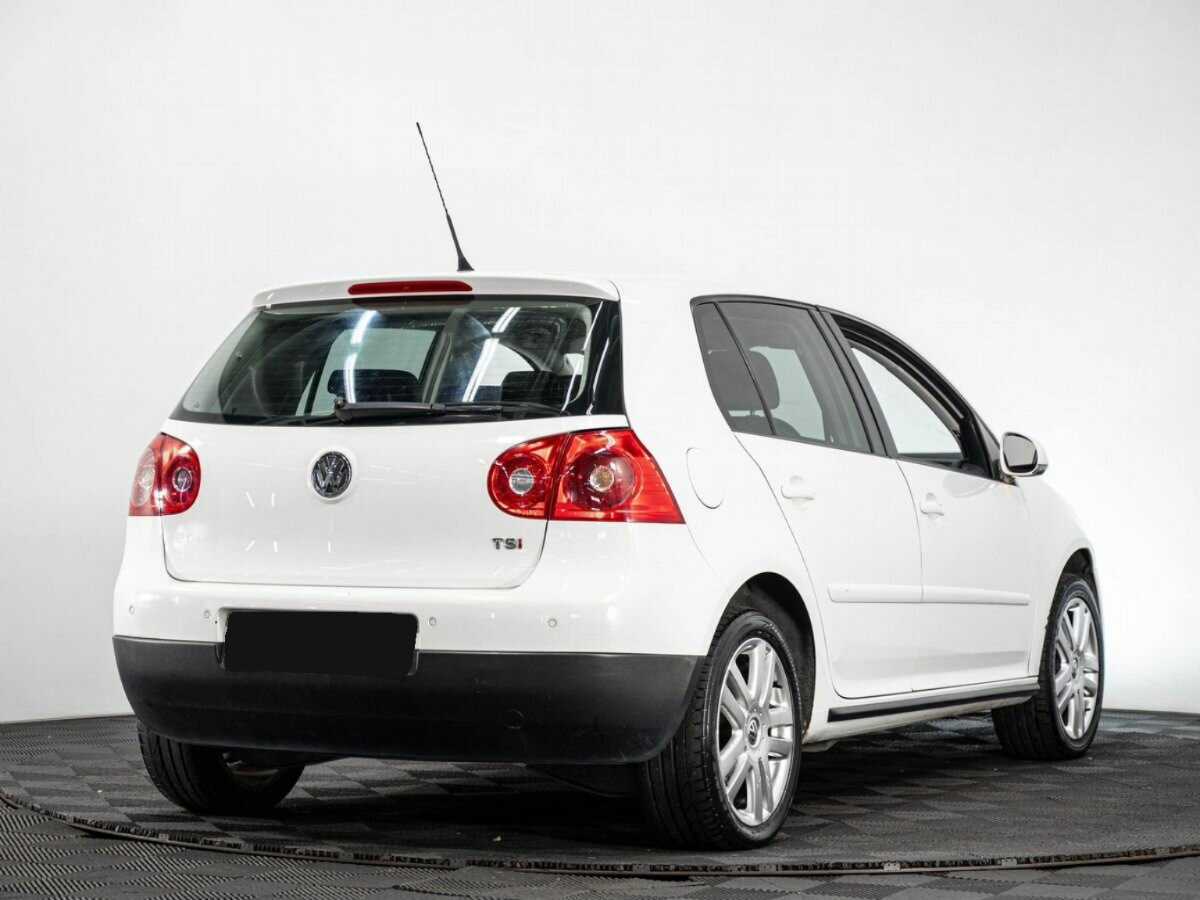 Купить Volkswagen Golf с пробегом. Фото: #3