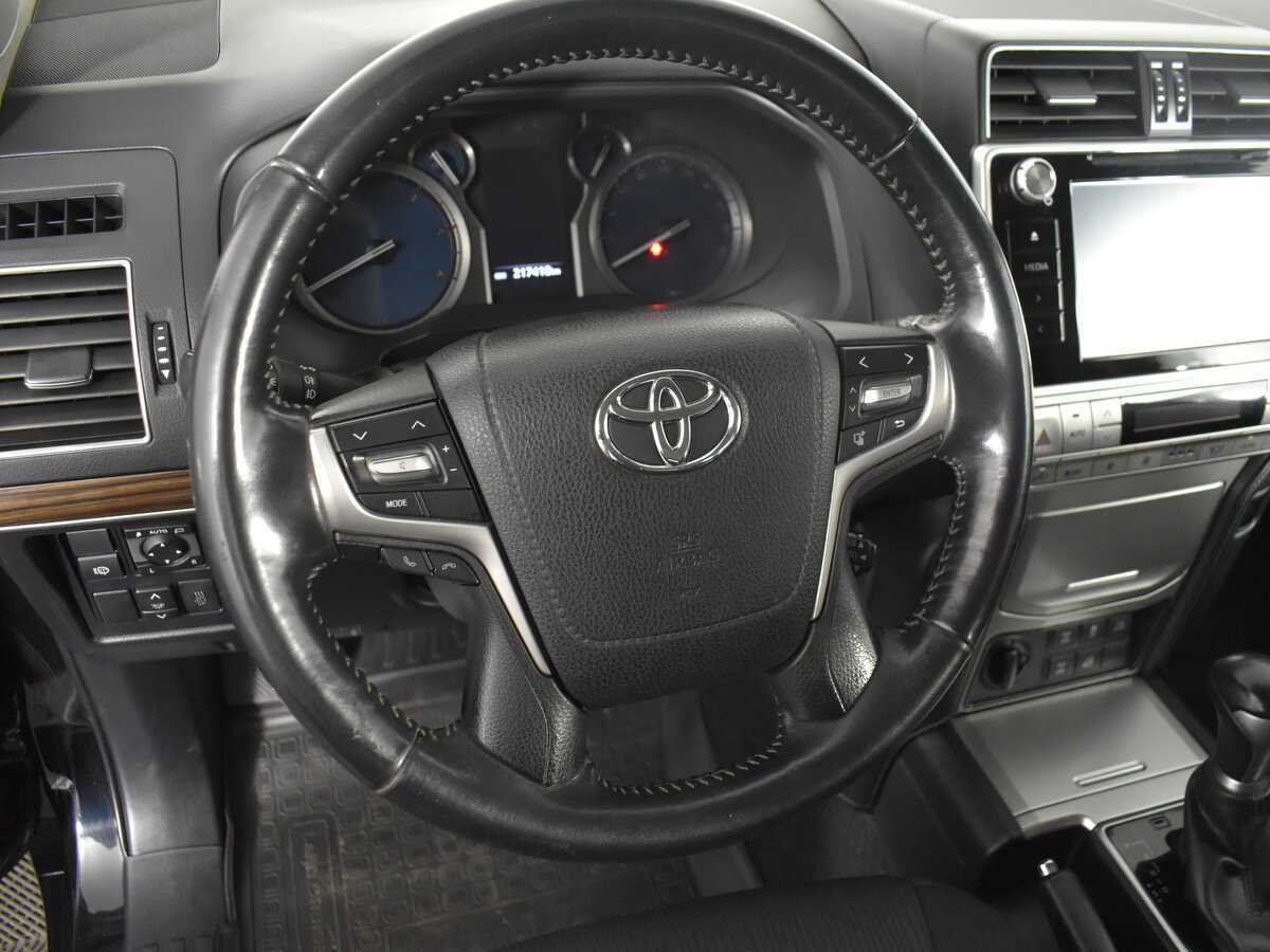 Купить Toyota Land Cruiser Prado с пробегом. Фото: #11