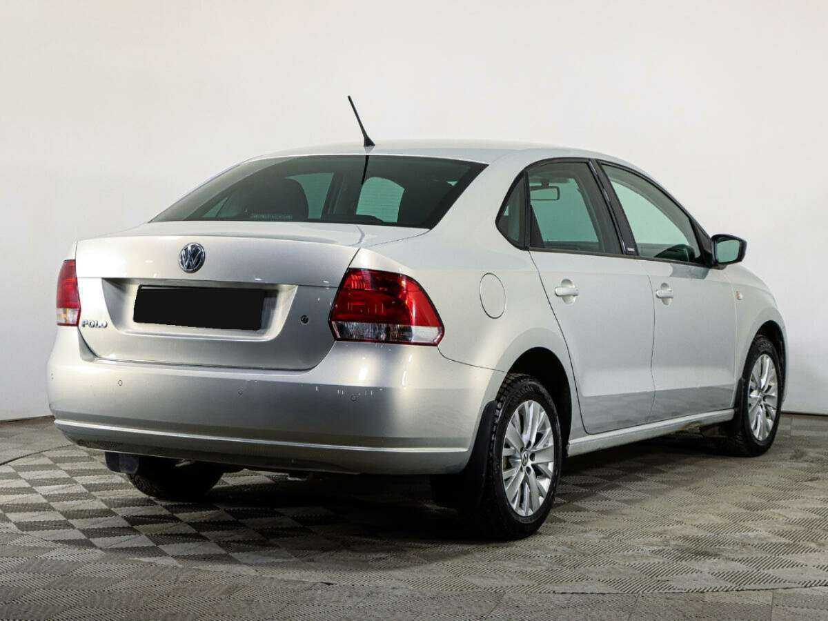 Купить Volkswagen Polo с пробегом. Фото: #4