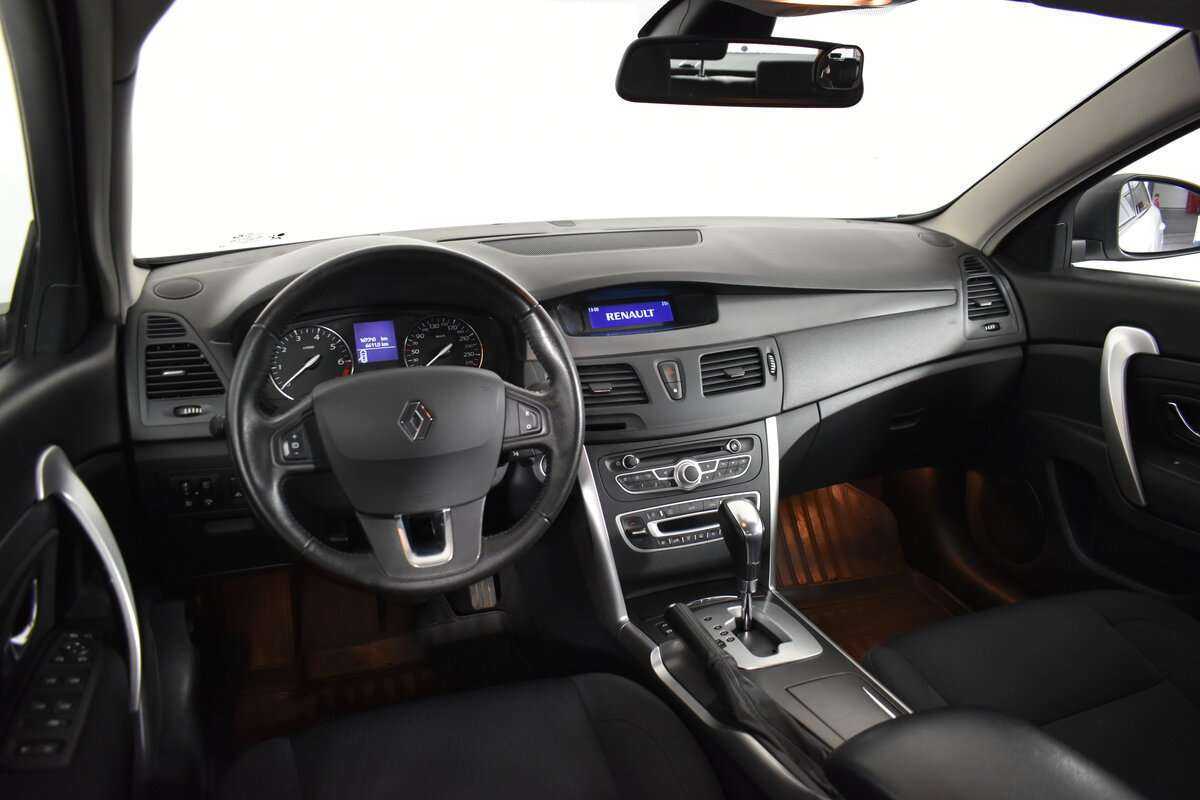 Купить Renault Latitude с пробегом. Фото: #11