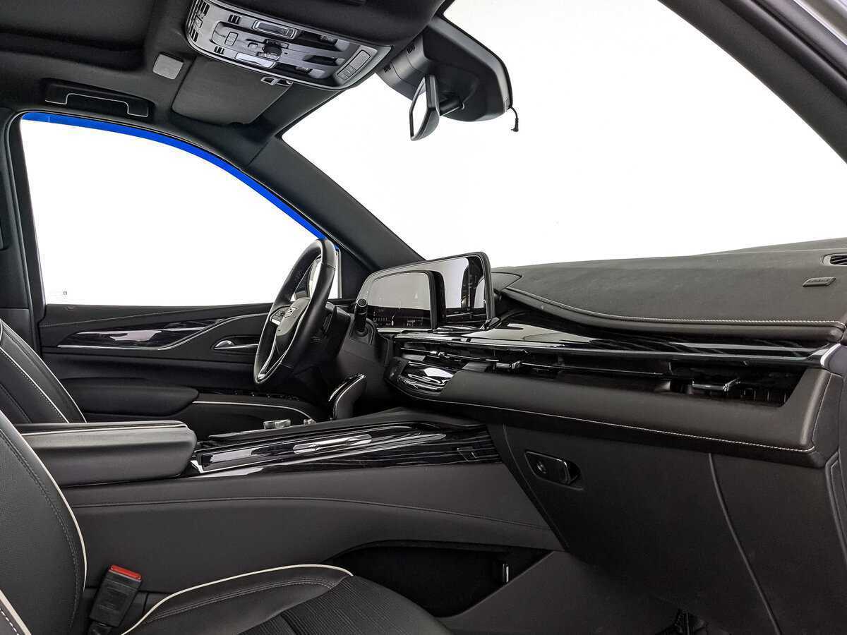 Купить Cadillac Escalade с пробегом. Фото: #12