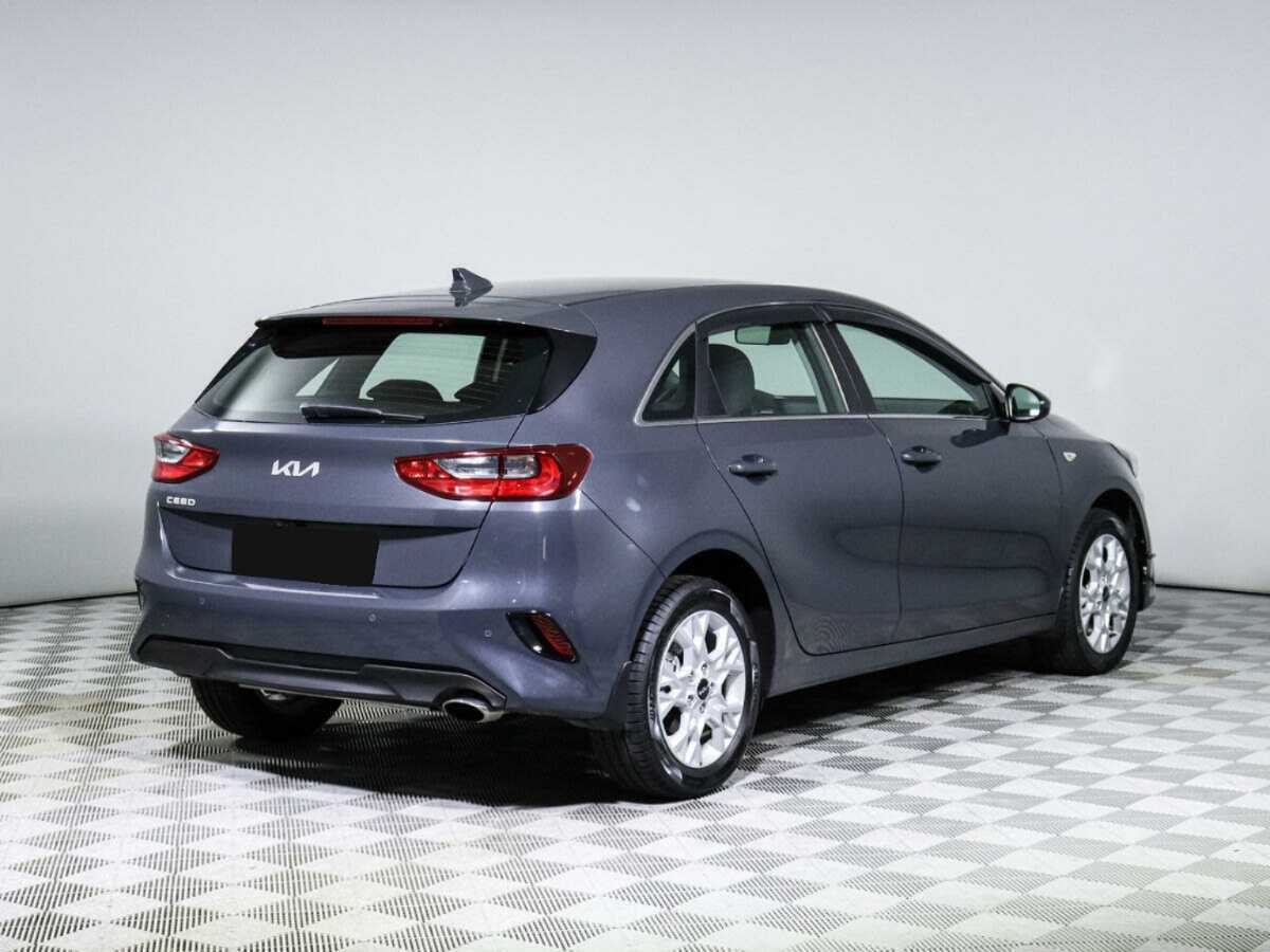 Купить Kia Ceed с пробегом. Фото: #4