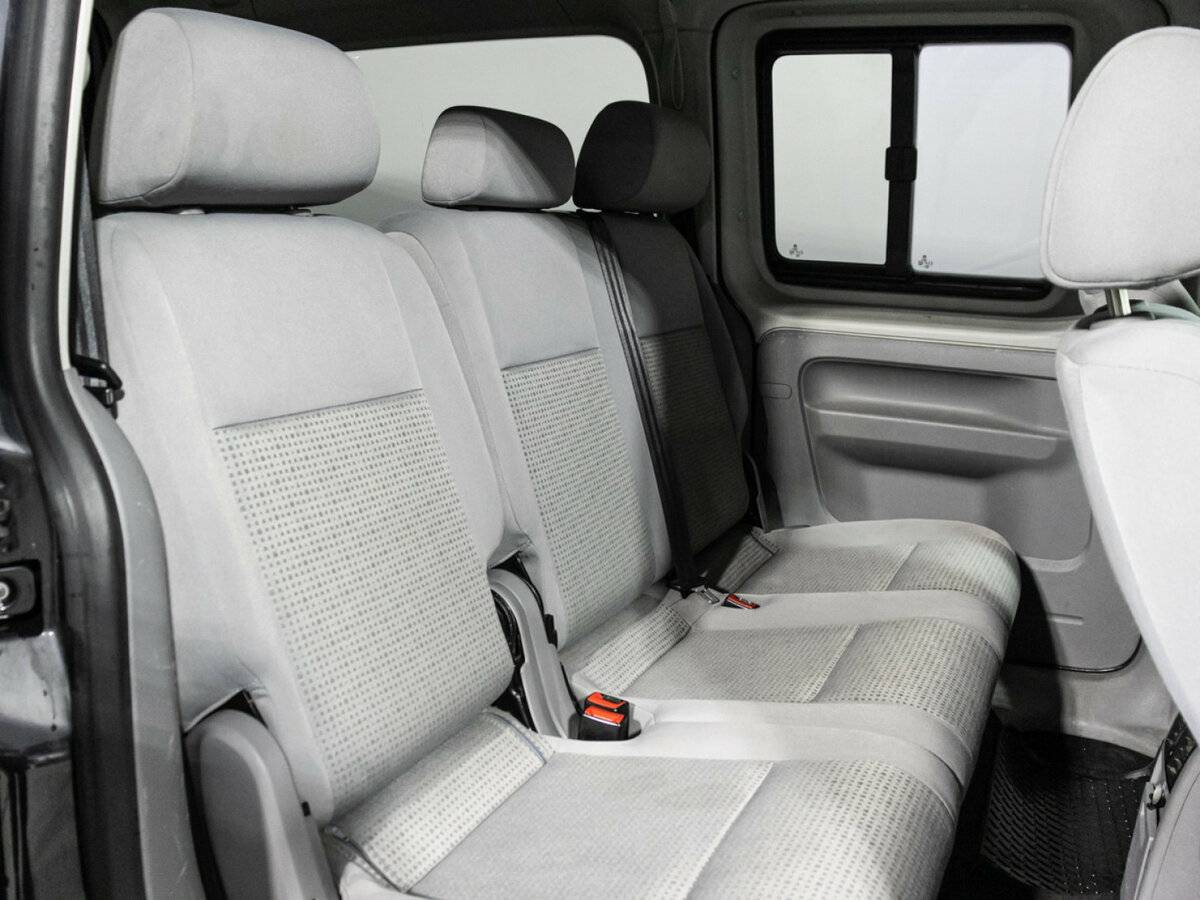 Купить Volkswagen Caddy с пробегом. Фото: #7