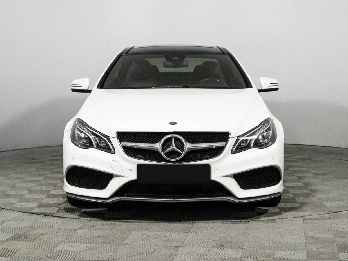 Купить Mercedes-Benz E-Класс с пробегом. Фото: #1