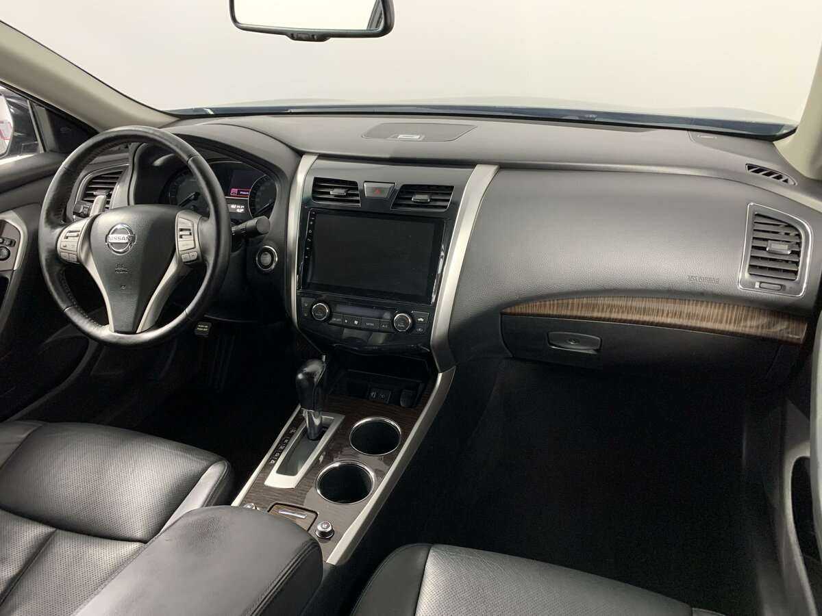 Купить Nissan Teana с пробегом. Фото: #10