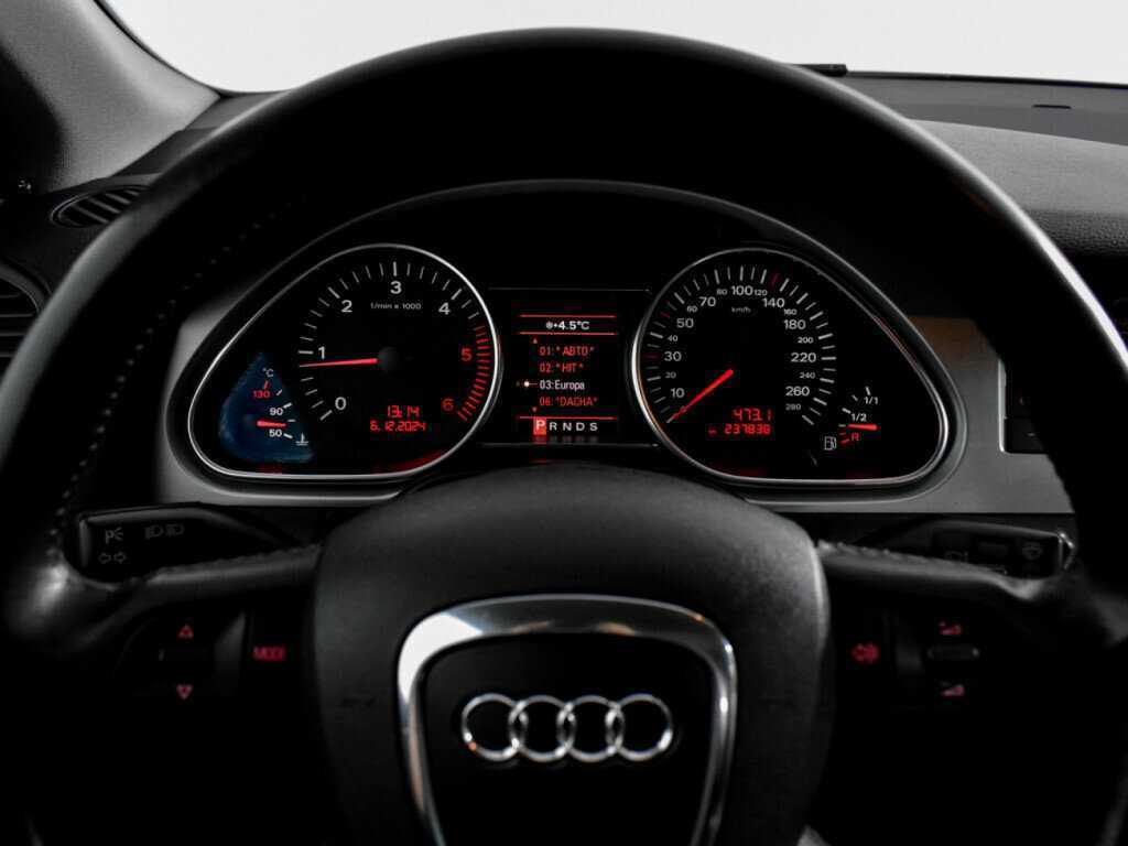 Купить Audi Q7 с пробегом. Фото: #17