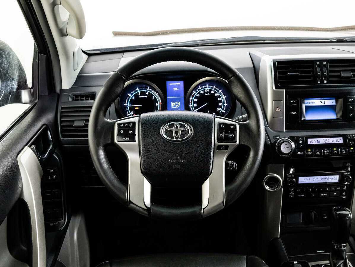 Купить Toyota Land Cruiser Prado с пробегом. Фото: #9