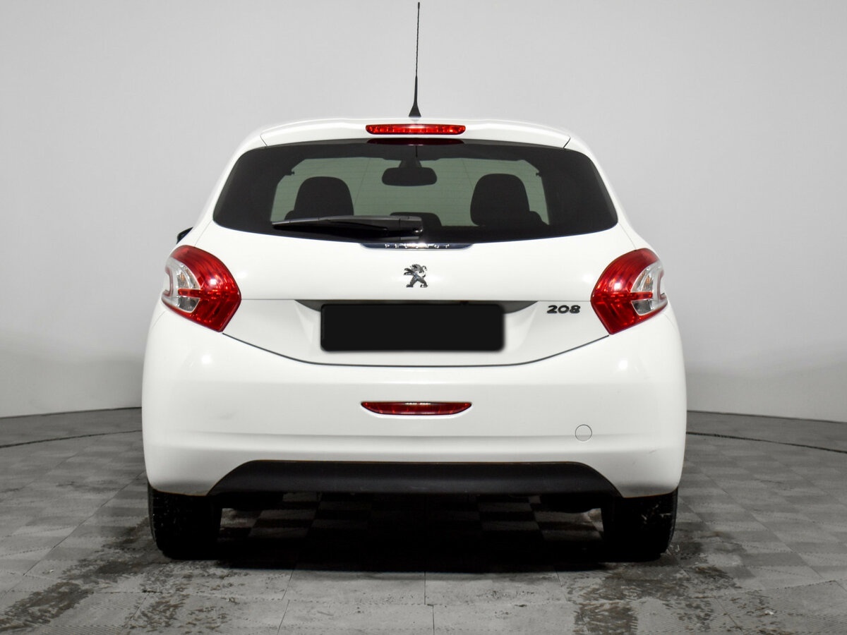 Купить Peugeot 208 с пробегом. Фото: #5
