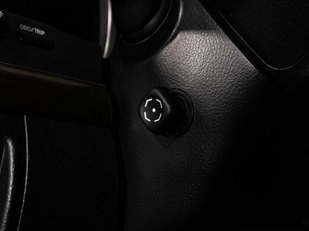 Купить Toyota Land Cruiser с пробегом. Фото: #16