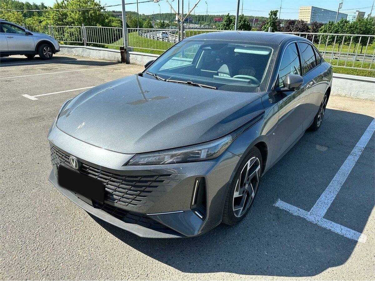 Купить Changan Lamore с пробегом. Посмотреть фото