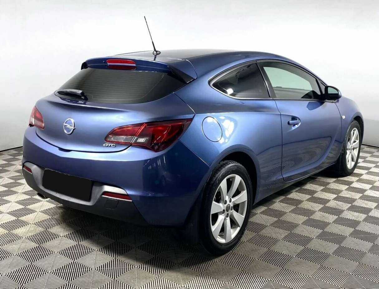 Купить Opel Astra с пробегом. Фото: #4