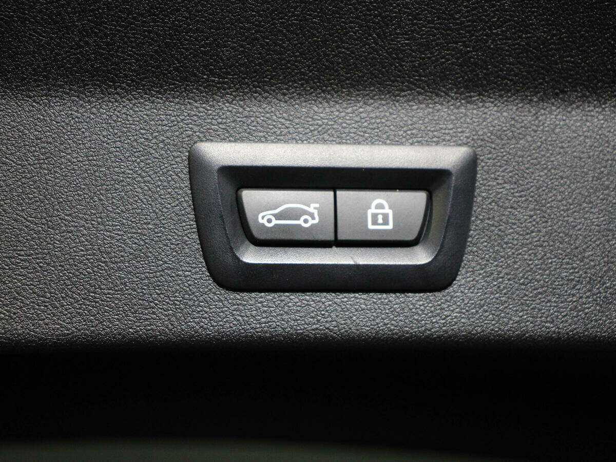 Купить BMW X3 с пробегом. Фото: #19