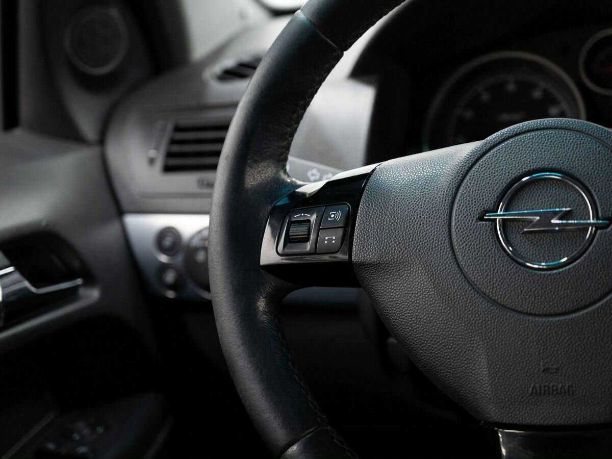 Купить Opel Astra с пробегом. Фото: #12