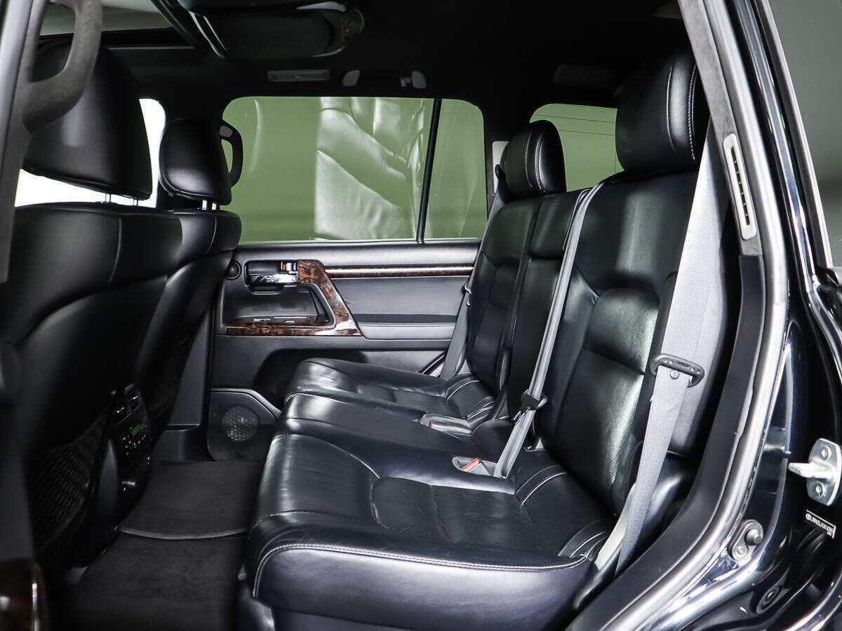 Купить Toyota Land Cruiser с пробегом. Фото: #9