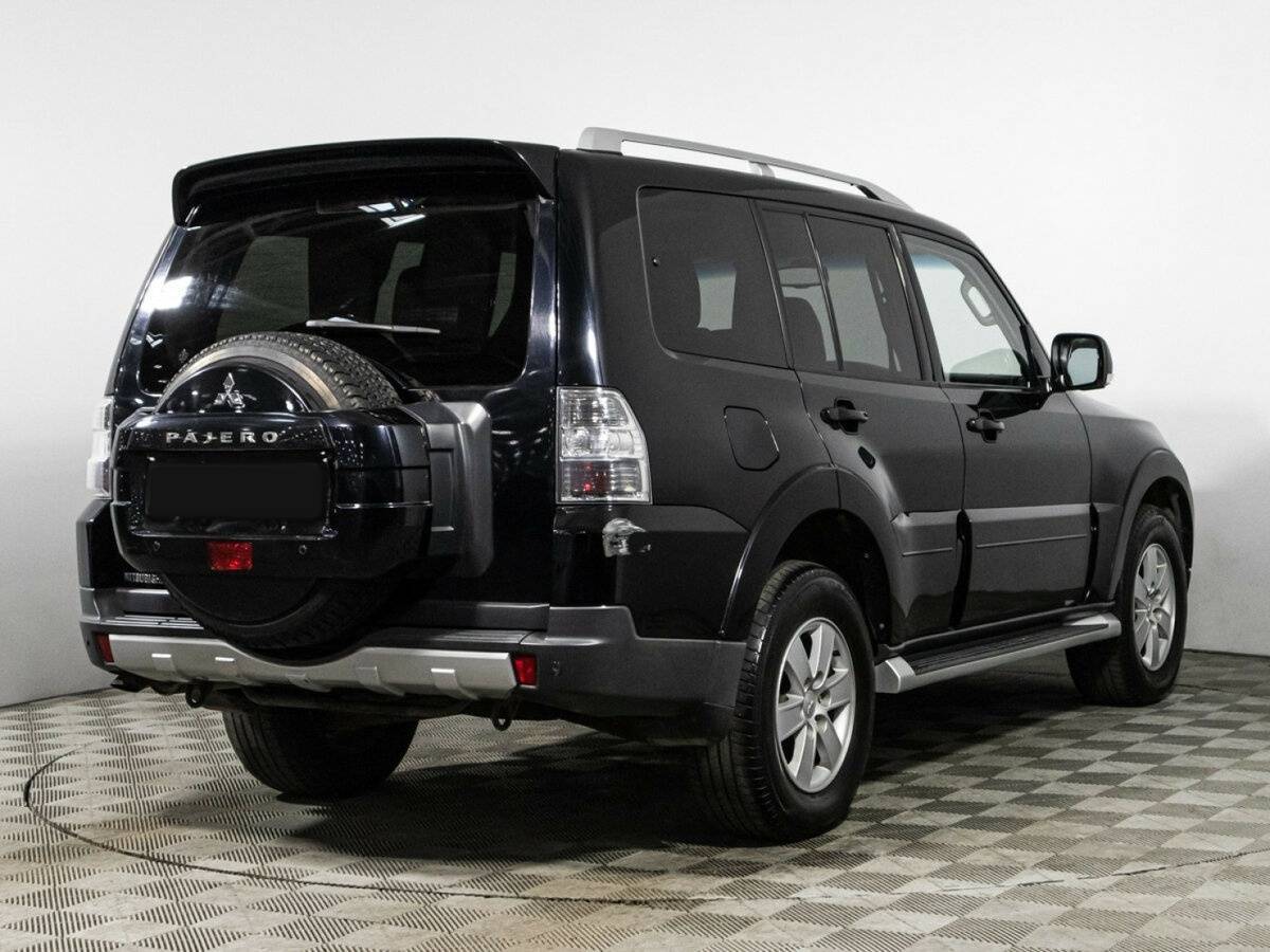Купить Mitsubishi Pajero с пробегом. Фото: #4