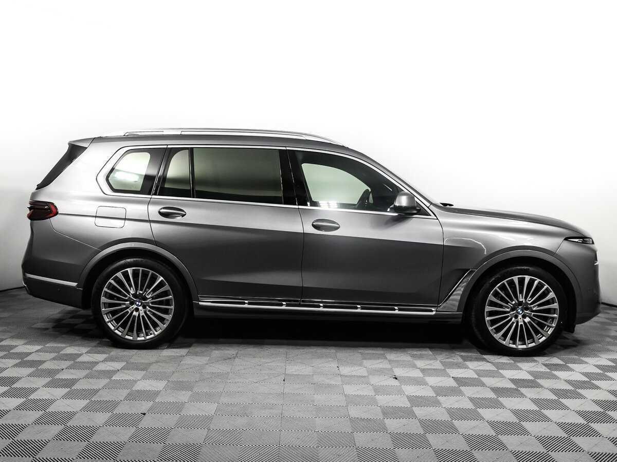 Купить BMW X7 с пробегом. Фото: #3