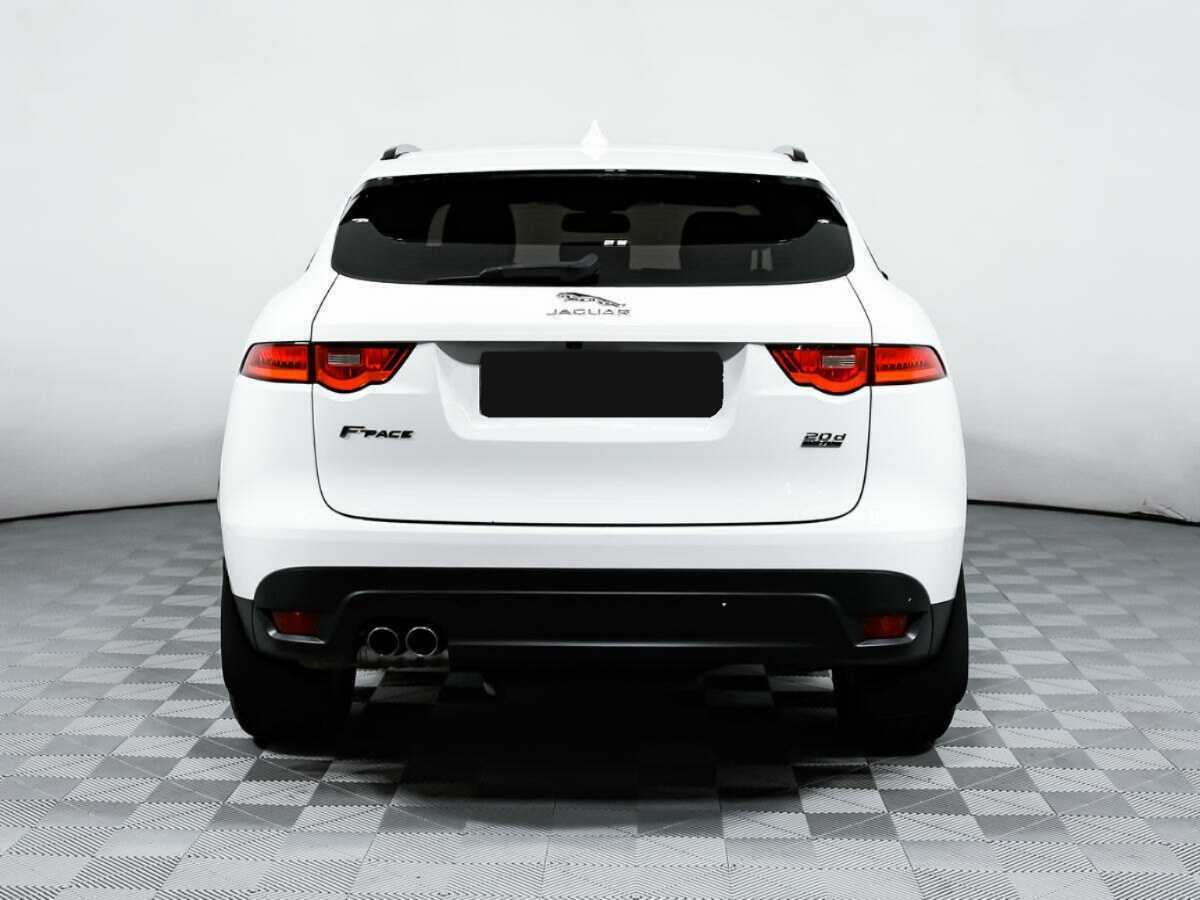 Купить Jaguar F-Pace с пробегом. Фото: #5