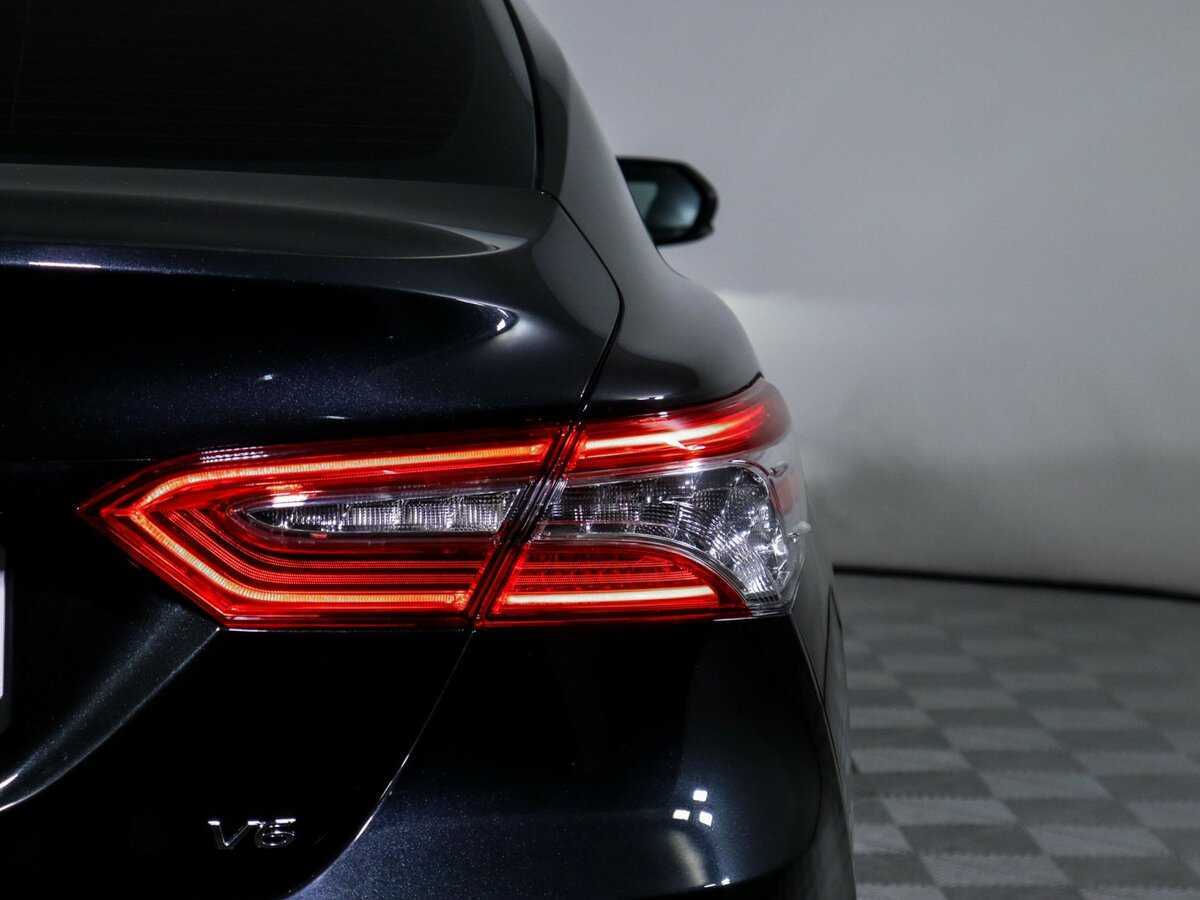 Купить Toyota Camry с пробегом. Фото: #20