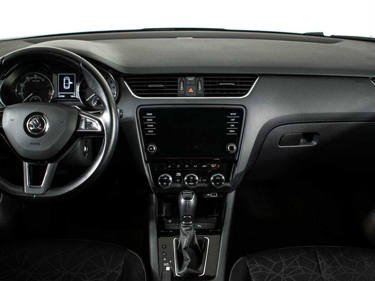 Купить Skoda Octavia с пробегом. Фото: #11