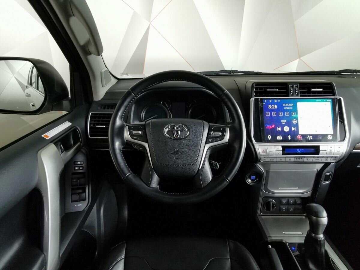 Купить Toyota Land Cruiser Prado с пробегом. Фото: #14