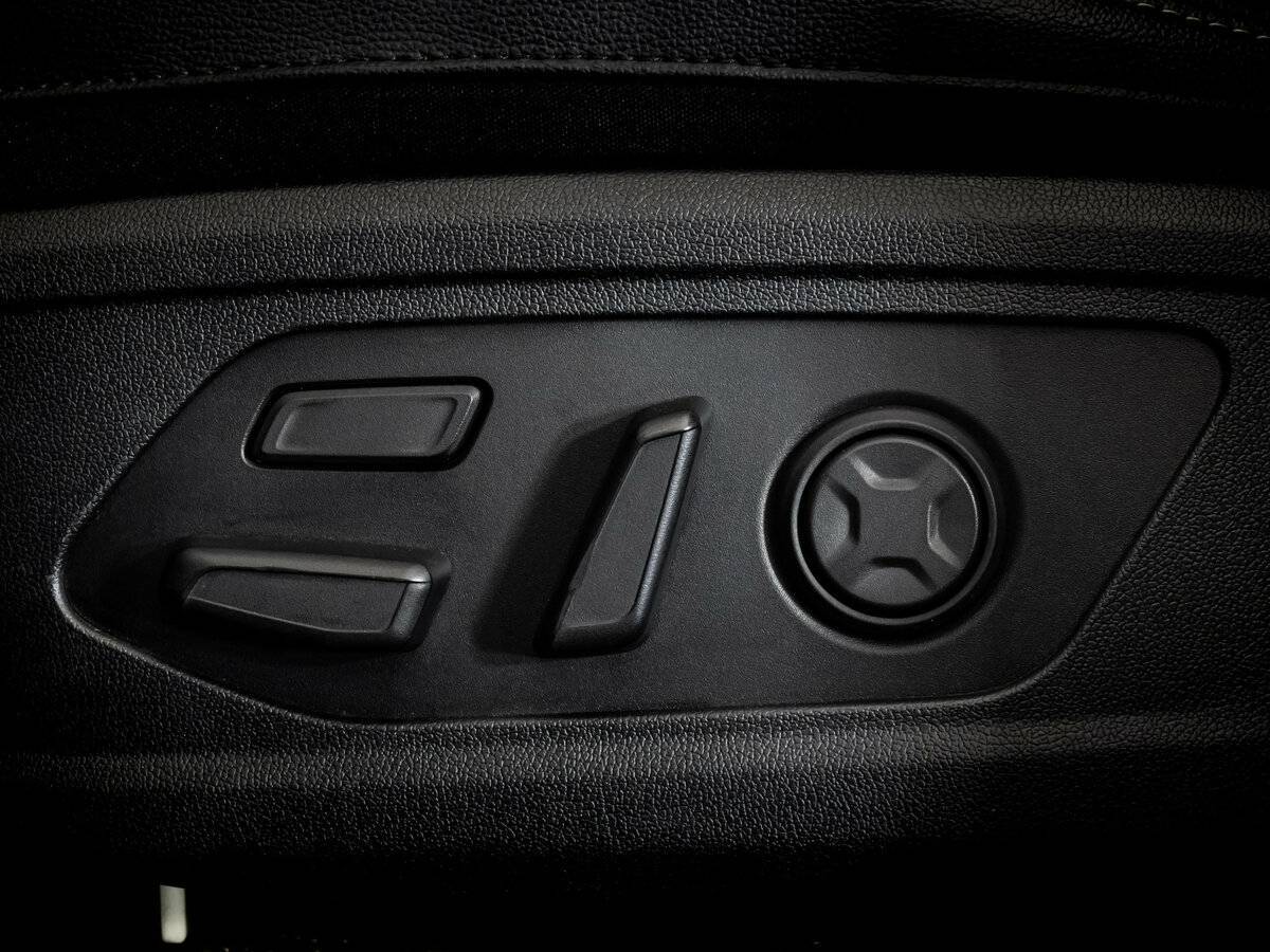 Купить Kia Sorento с пробегом. Фото: #24