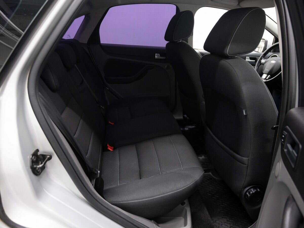 Купить Ford Focus с пробегом. Фото: #9