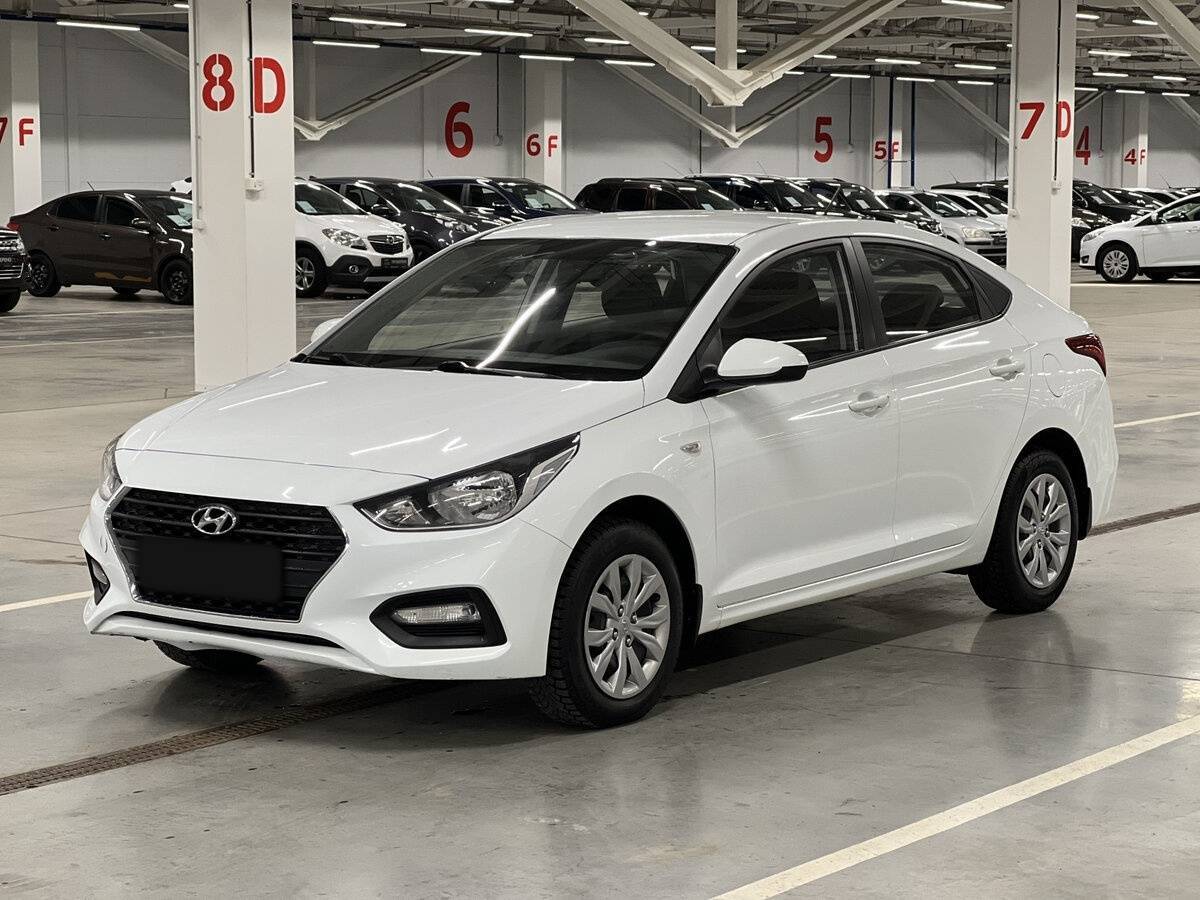 Купить Hyundai Solaris с пробегом. Посмотреть фото