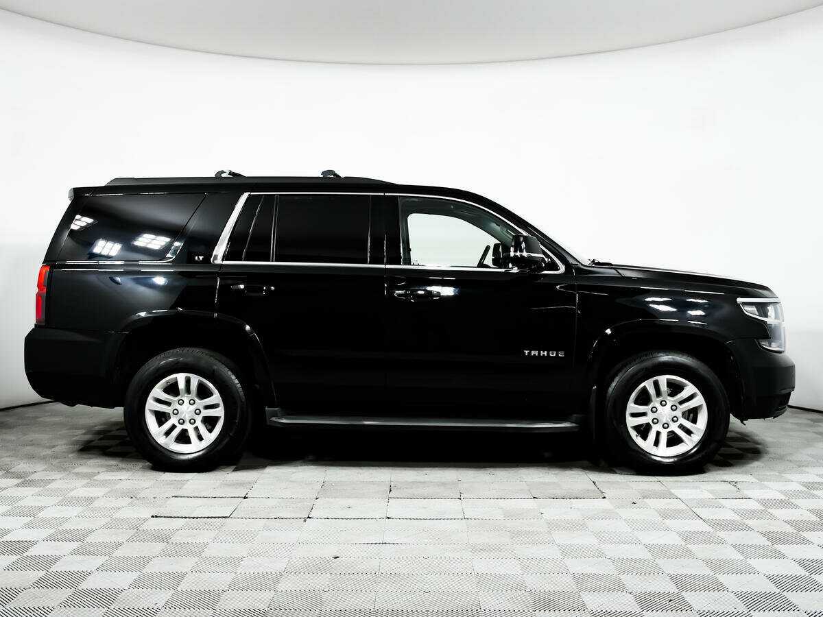 Купить Chevrolet Tahoe с пробегом. Фото: #3