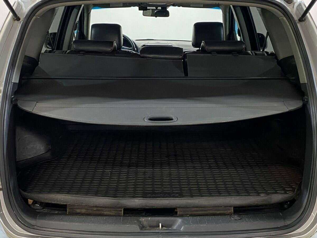 Купить Hyundai Santa Fe с пробегом. Фото: #18