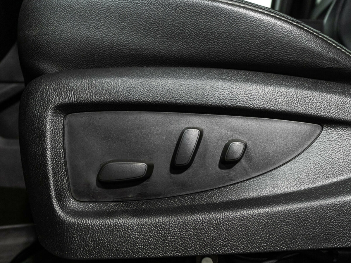 Купить Chevrolet Tahoe с пробегом. Фото: #13