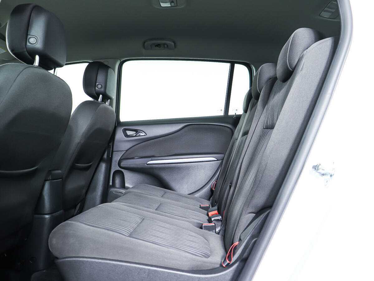 Купить Opel Zafira с пробегом. Фото: #8
