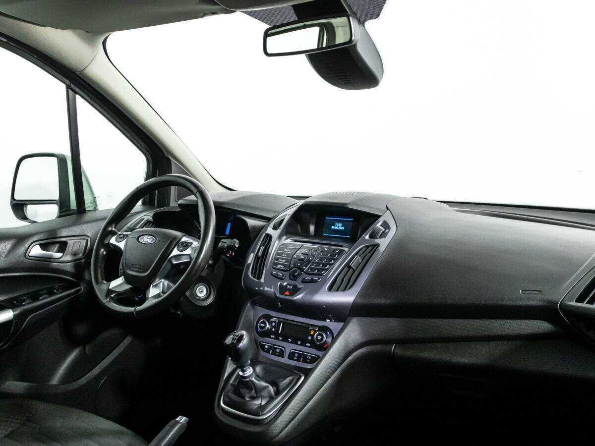 Купить Ford Tourneo Connect с пробегом. Фото: #8