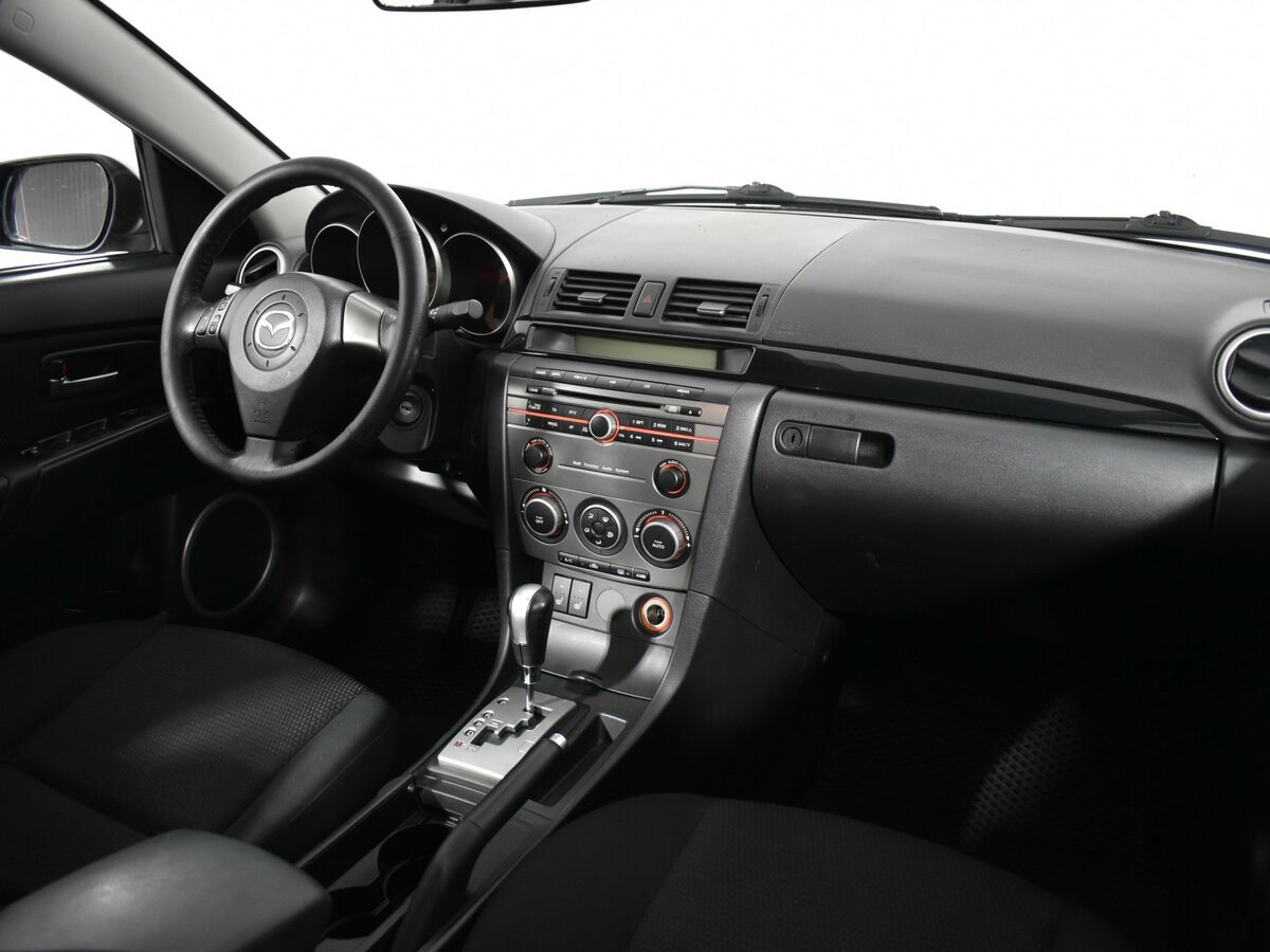 Купить Mazda 3 с пробегом. Фото: #9