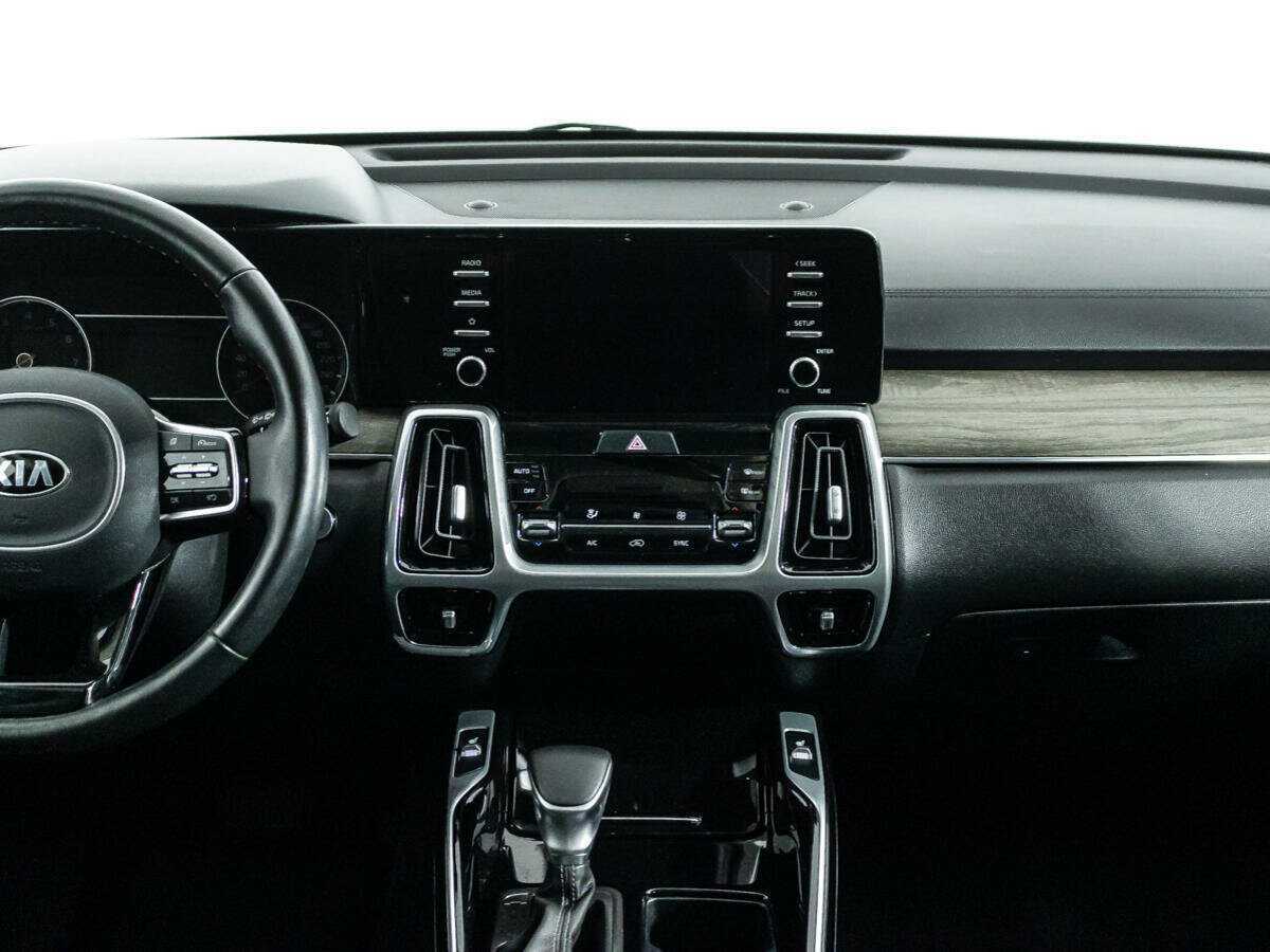 Купить Kia Sorento с пробегом. Фото: #13
