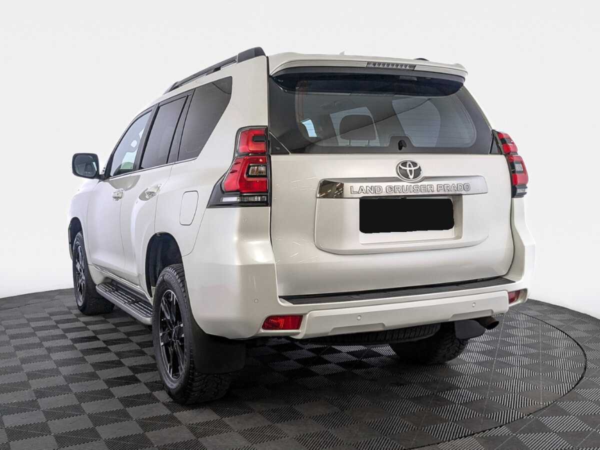 Купить Toyota Land Cruiser Prado с пробегом. Фото: #6