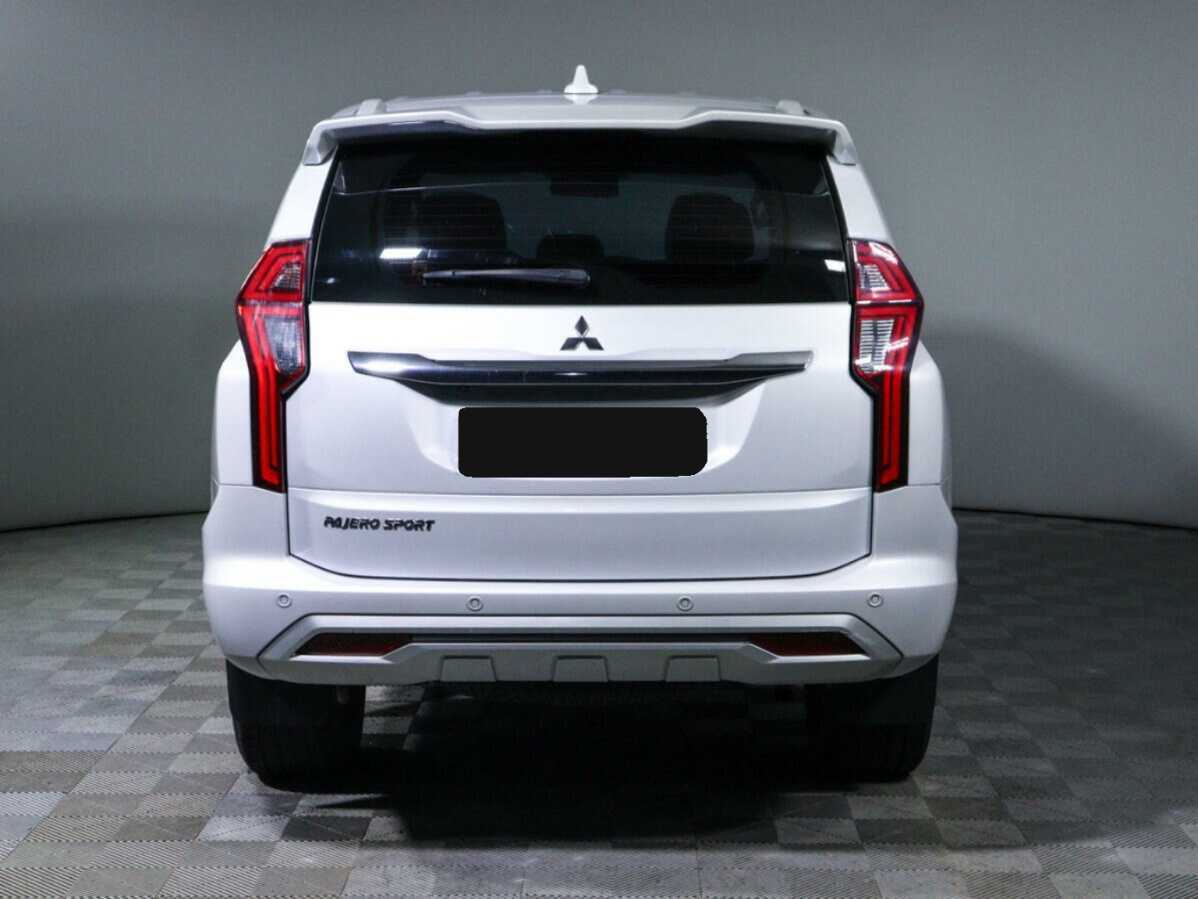 Купить Mitsubishi Pajero Sport с пробегом. Фото: #4